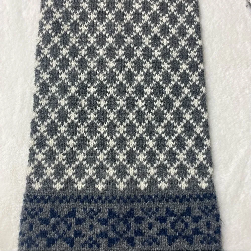 Tommy Hilfiger Wool Blend Gray White Scarves